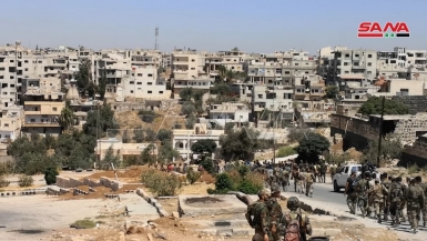 من عمليات انتشار  عناصر الجيش العربي السوري في حي درعا 