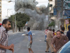غزة ما بين النار ووقف اطلاقها واحتجاجات أمام الإعلام الأمريكي لتغطيته المنحازة 