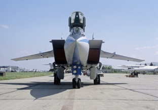  روسيا تزود سوريا بـ 6 طائرات ميغ-31