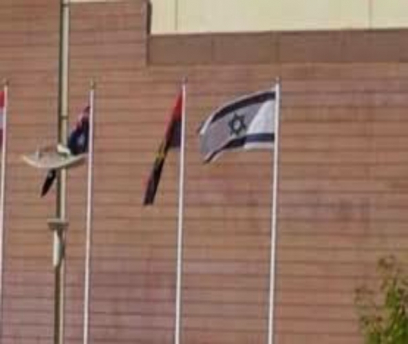العلم الإسرئيلي يرتفع ونجمة داوود تحلق    بقلم  : مصطفى يوسف اللداوي 