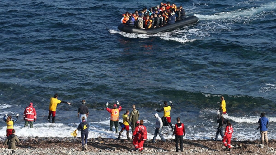 مصير آلاف اللاجئين معلق على شماعة الابتزاز التركي والأطماع اليونانية