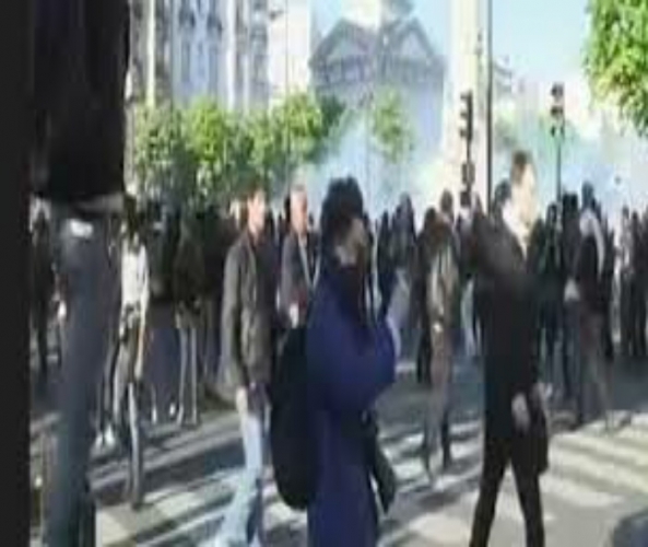  مواجهات بين الشرطة الفرنسية ومتظاهرين رافضين لقانون العمل الجديد  