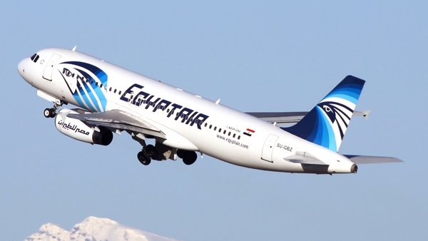 اختفاء طائرة ركاب مصرية قادمة من باريس إلى القاهرة في ظروف غامضة 