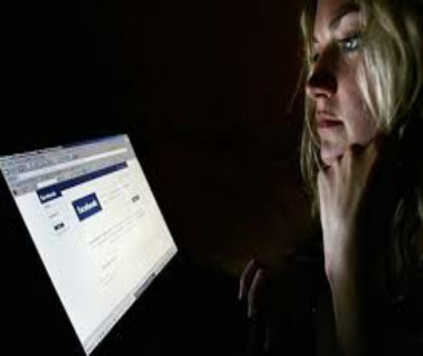 دراسة: النساء السبب الأول في نشر الإساءة والكراهية على الإنترنت   