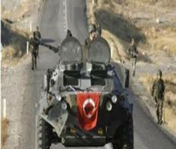 الجيش التركي يتوغل داخل الحدود السورية بعمق 700 متر  