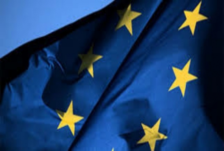 الاتحاد الأوروبي يمدد العقوبات على سورية حتى عام 2017  