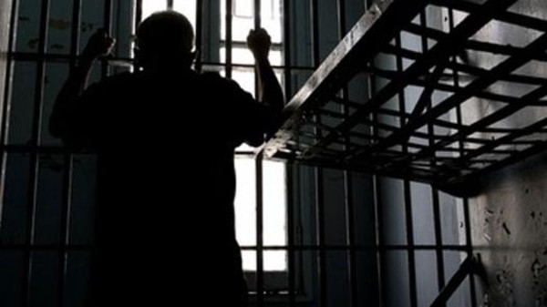 الحكم بالسجن 21 عاما لجزائريين بسبب 