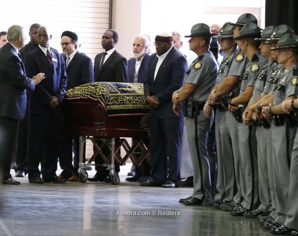 فيديو سري لمراسم دفن محمد علي بـ مليون دولار