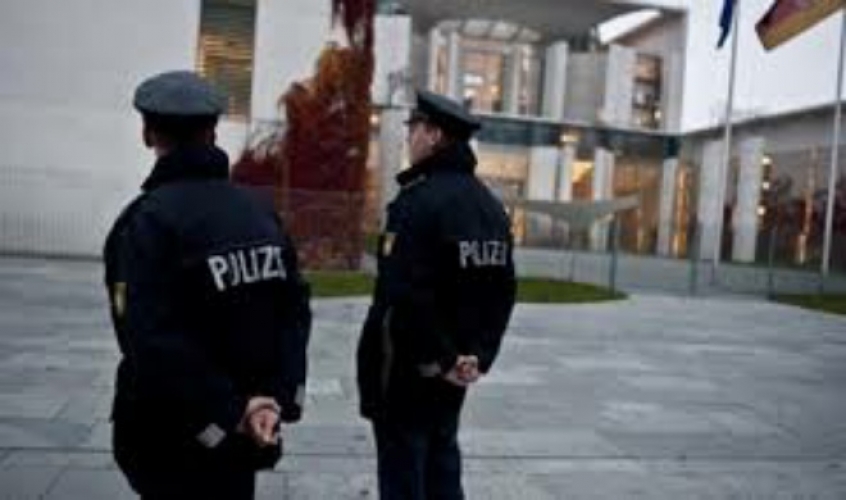 الشرطة الألمانية تعتقل لاجئا سوريا هاجم 3 أشخاص بالفأس جنوبي ألمانيا