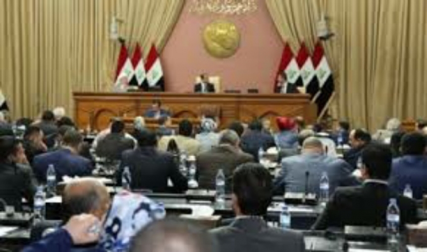 البرلمان العراقي يحجب الثقة عن وزير الدفاع ويوافق على إقالته