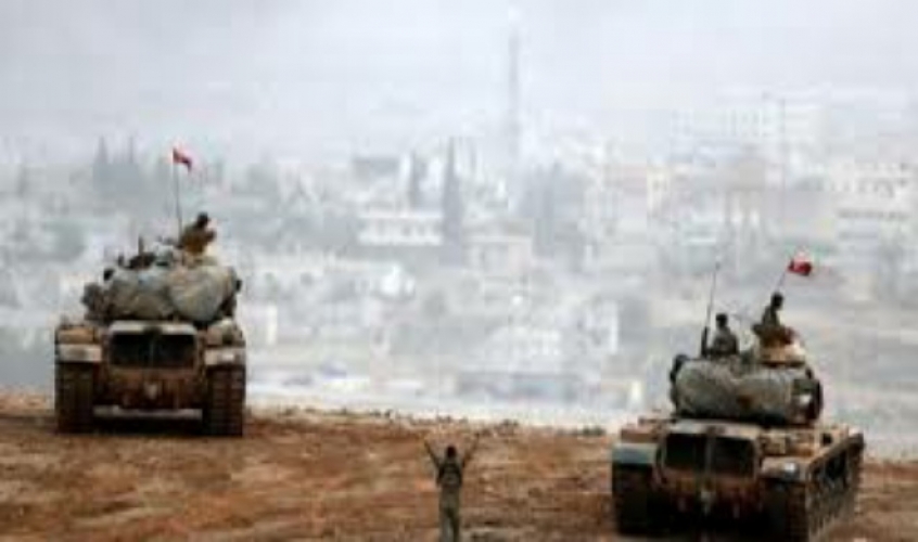 تركيا ترسل دبابات إضافية لشمال سوريا وتقصف مواقعاً للاكراد
