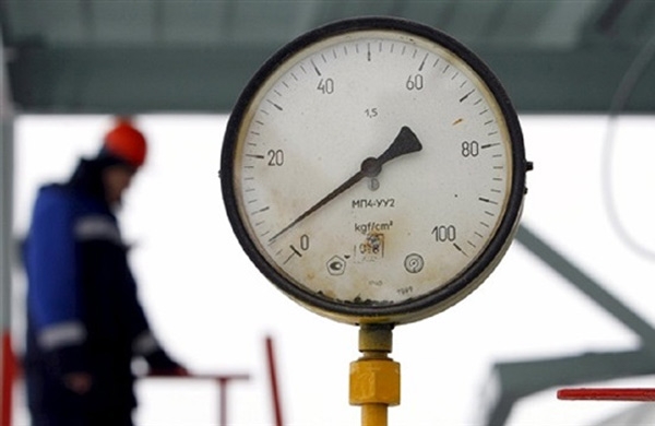 تراجع عائدات موسكو من تصدير الغاز الطبيعي بنسبة 32.2%
