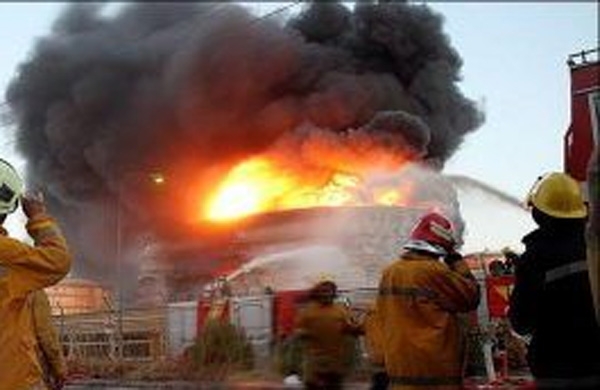 حريق بمجمع للبتروكيماويات في ايران يسفر عن 4 جرحى