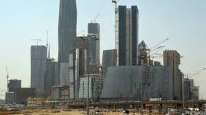  السعودية ترفع رسوم تأشيرات الدخول للأعمال على أراضيها بنسبة 700%