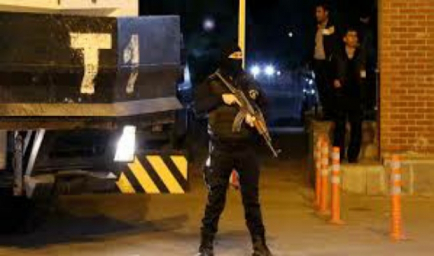 الأمن التركي يعتقل رئيس تحرير صحيفة 