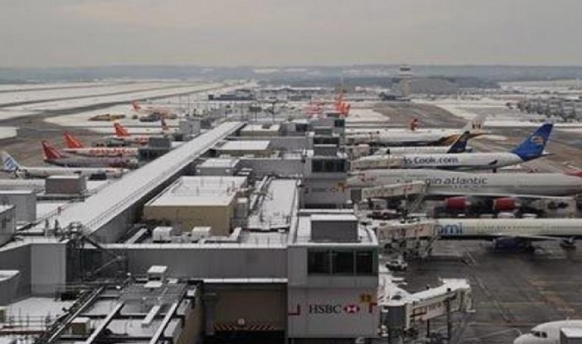 إلغاء 80 رحلة جوية من مطار هيثرو في بريطانيا