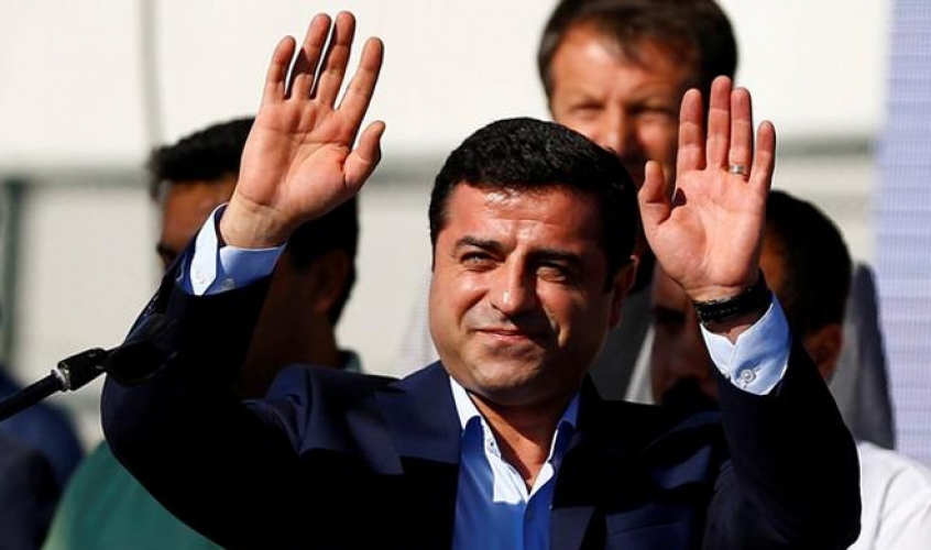 حكم بالسجن 142 عاماً لزعيم كردي في تركيا