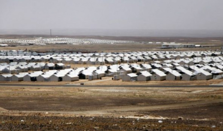 الأردن يعزز انتشاره قبالة مخيم 