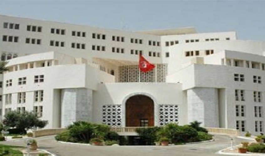  تونس: استدعاء سفيرة بريطانيا لتوضيح قرار حظر الحواسيب بالطائرات