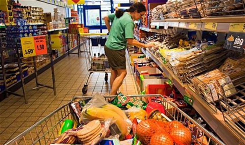 انخفاض أسعار السلع الغذائية الأساسية في العالم بنسبة 2.8% 