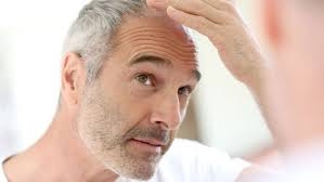 دراسة .. شيب الشعر مرتبط بمرض القلب 