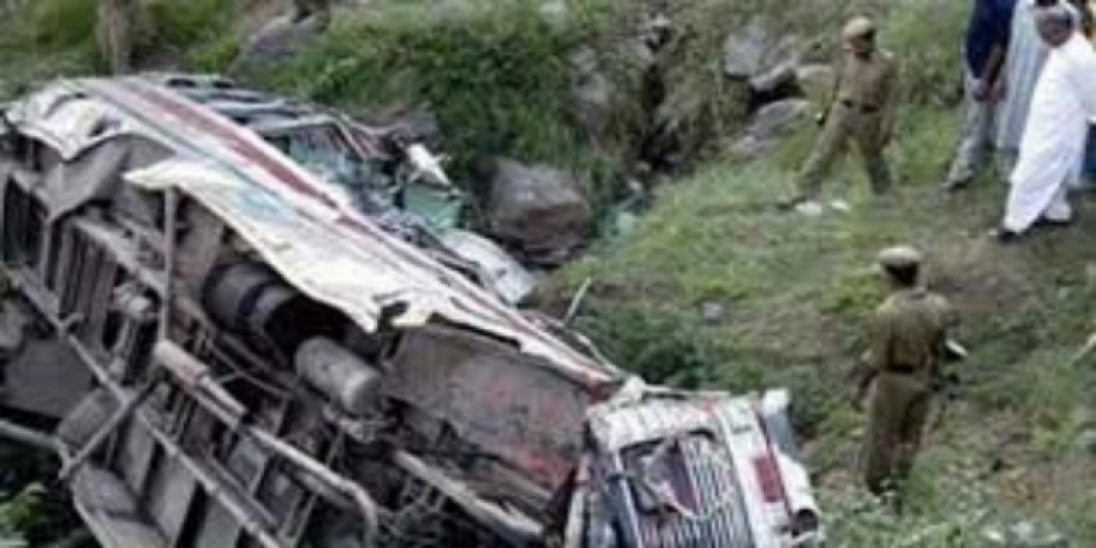 حادث سير شمال الهند يودي بحياة 44 شخصا 