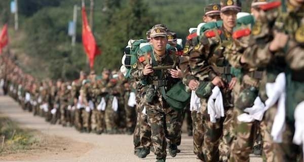 قوات عسكرية صينية ستتجه إلى الحدود الكورية الشمالية 
