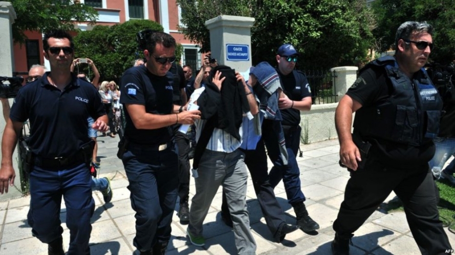 تركيا تعتقل 803 شخص معظمهم ضباط شرطة والسبب؟