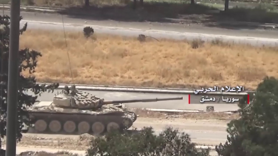 بالفيديو .. الجيش السوري يقوم بتمشيط منطقة القابون وإزالة الألغام منها ..!