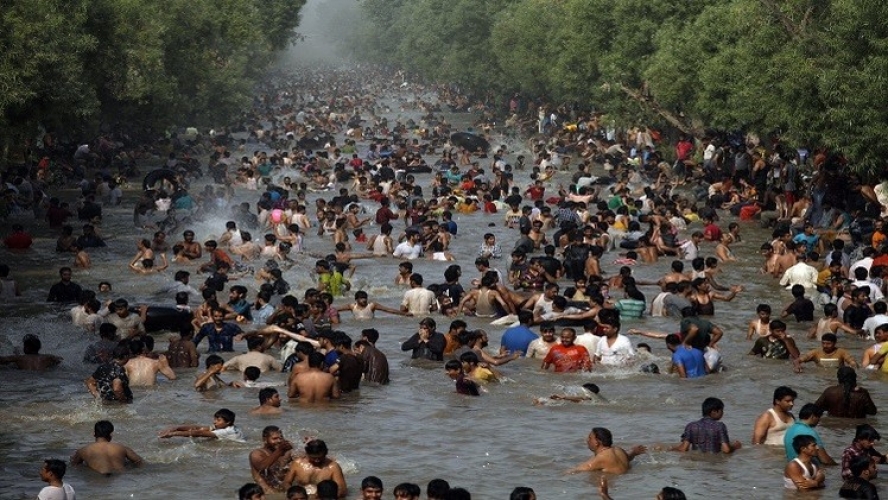 موجة حر شديد تودي بحياة 167 شخصاً في الهند