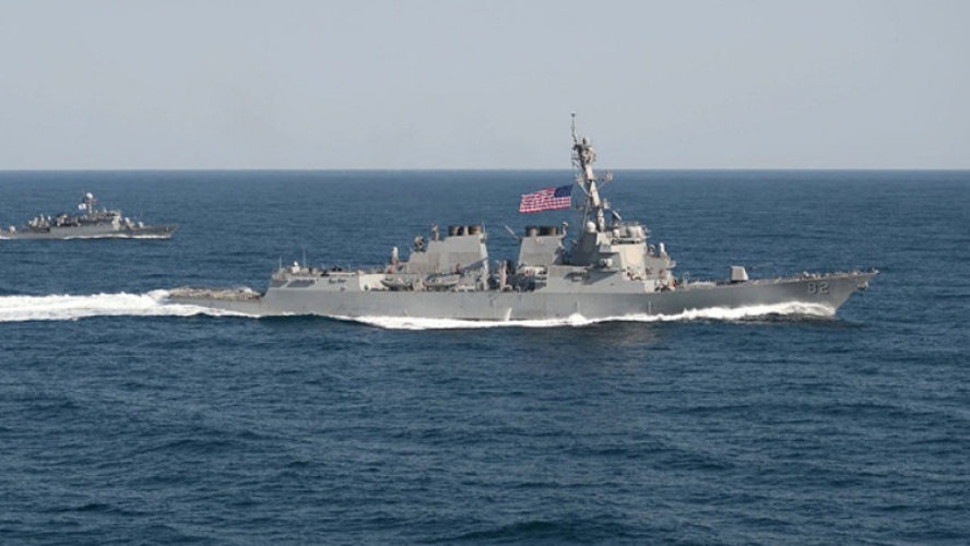 الصين مستاءة من دخول سفينة عسكرية أمريكية مياهها الإقليمية من دون إذن 