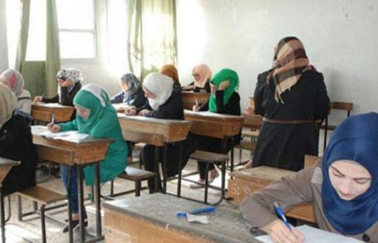 إخراج طلاب شهادة التعليم الثانوي من اليرموك لتقديم امتحاناتهم
