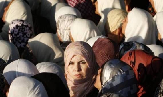 صحيفة الوطن: 247 امرأة أجنبية تطلب الجنسية السورية هذا العام