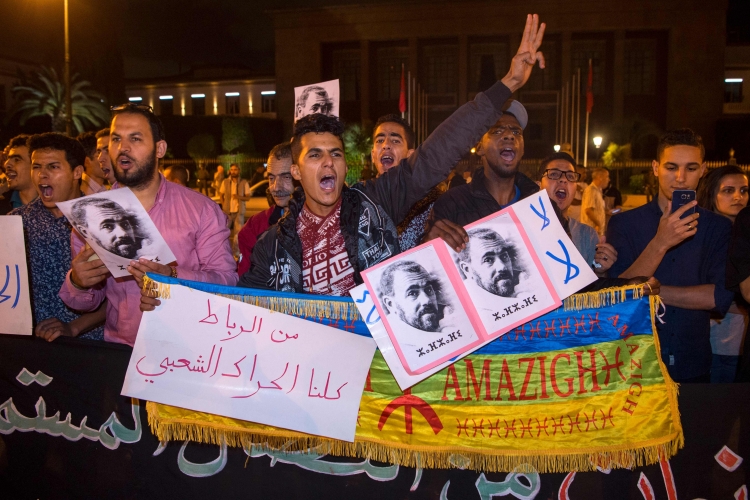 الاحتجاجات المغربية تتواصل مع تعثر الخيار الأمني