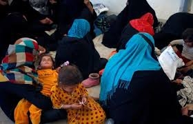 إصابة المئات بتسمم غذائي في مخيم للنازحين بالعراق
