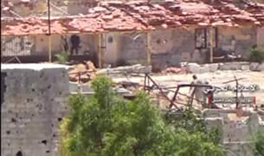 بالفيديو .. سيطرة الجيش السوري على كتل ابنية غرب وادي عين ترما بالغوطة الشرقية