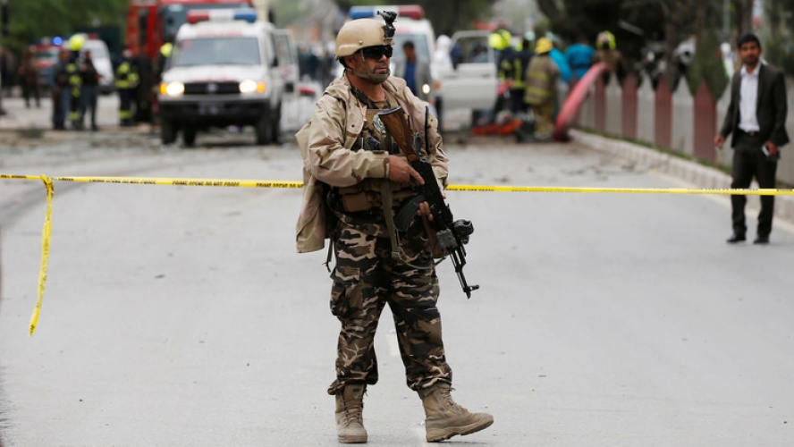 عشرات القتلى والجرحى بتفجير انتحاري في كابول
