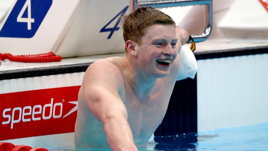 البريطاني بيتي يسجل رقماً قياسياً جديداً في سباحة الصدر