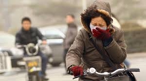 دراسة .. تلوث الهواء مرتبط  بعمر الإنسان