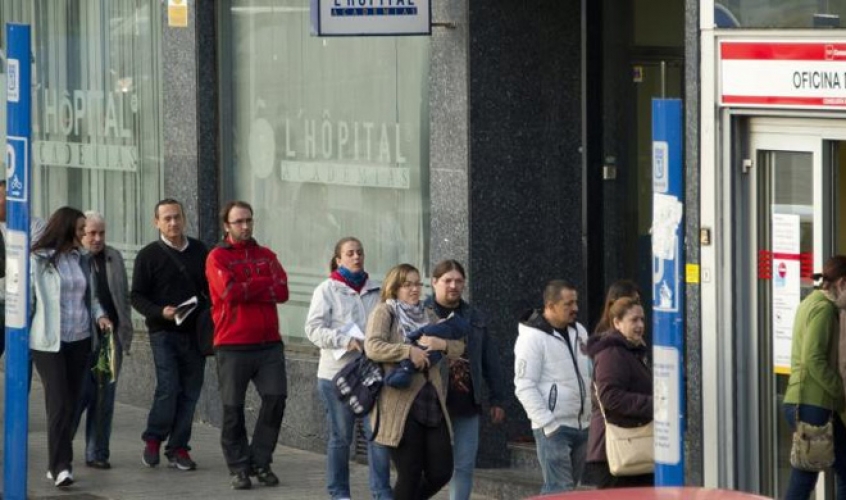 فرنسا.. انخفاض معدل البطالة إلى 9.2%