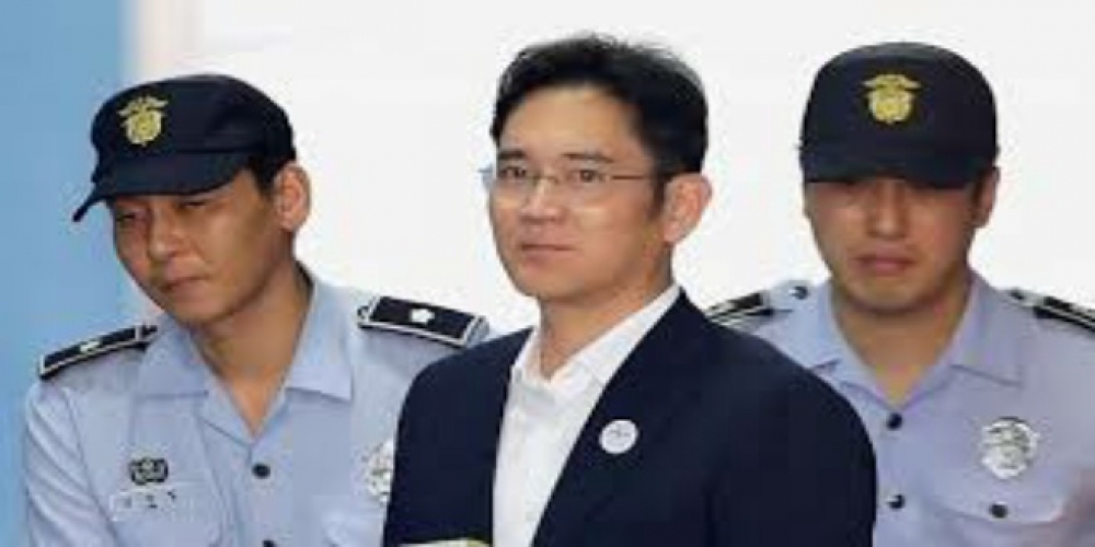 رئيس مجموعة سامسونغ يواجه عقوبة السجن لـ 5 سنوات
