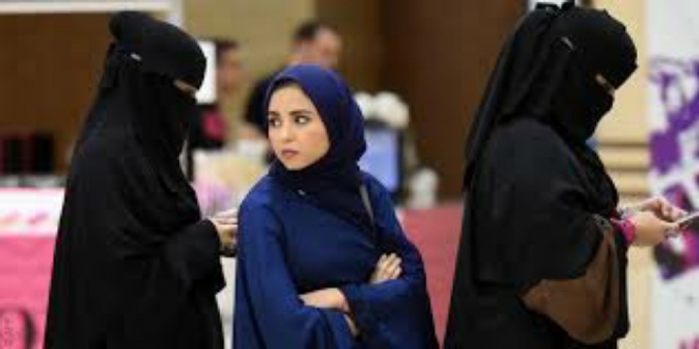 داعية سعودي: المرأة صلاحيتها تنتهي عكس الرجل ؟! 