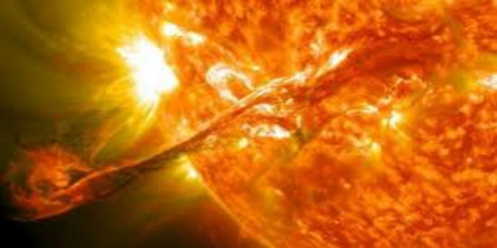 عاصفة مغناطيسية تضرب الأرض نتيجة انفجار جديد على الشمس