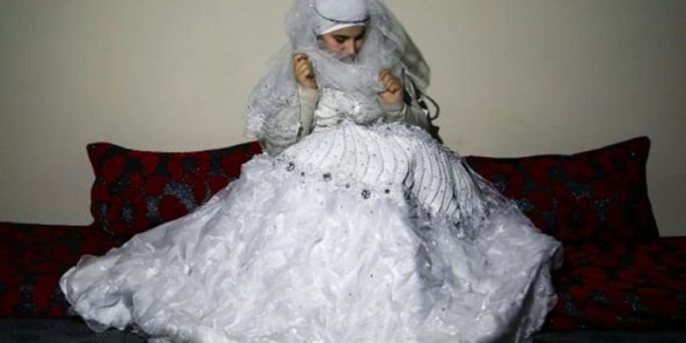 صندي تايمز: أتراك يتزوجون لاجئات سوريات بـ 1200 جنيه و 50% منهن يتعرضن للضرب