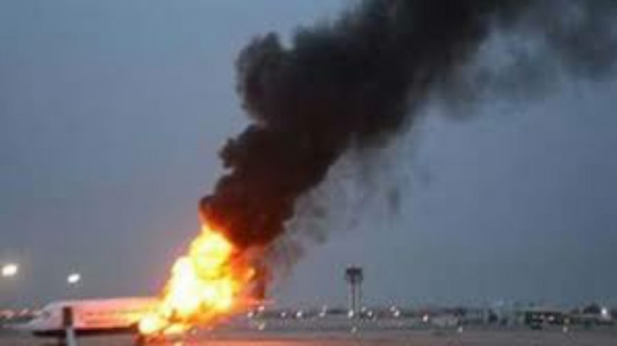 اندلاع حريق بطائرة خاصة في مطار أتاتورك باسطنبول