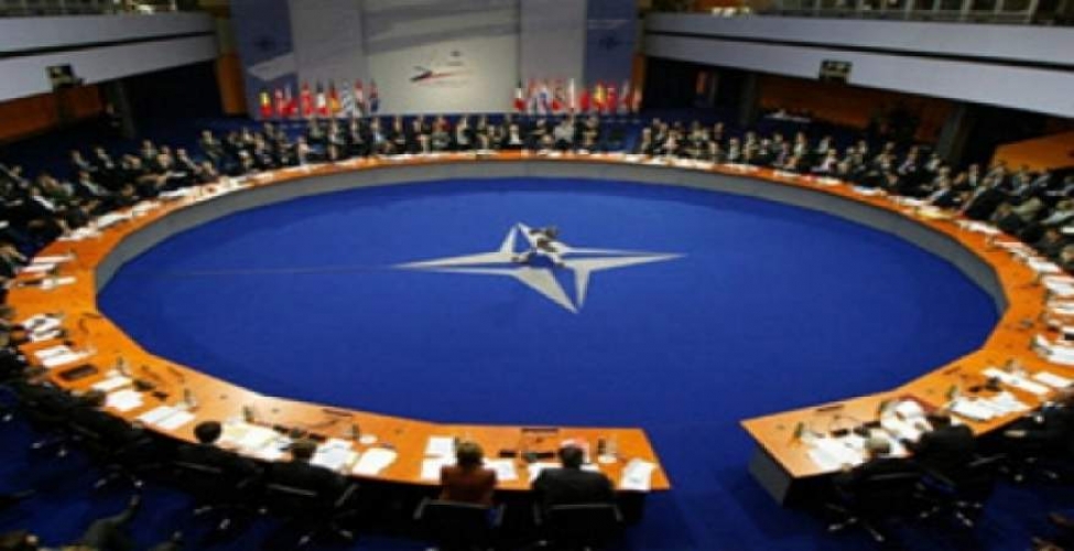  تعليق التعاون العسكري بين روسيا و الناتو