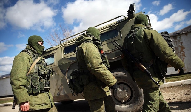 الدفاع الروسية تنفي أسر جندي روسي في دير الزور