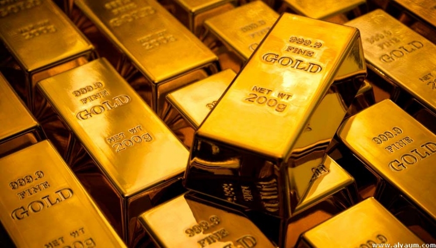 الذهب يتراجع مع استمرار ارتفاع الدولار
