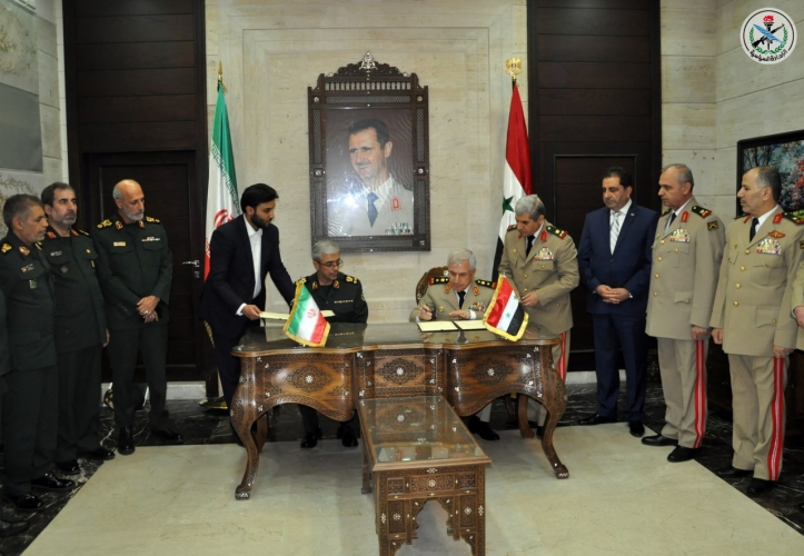 توقيع مذكرة تفاهم مشترك بين الجيشين السوري والإيراني