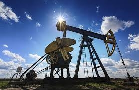 ارتفاع اسعار النفط بفضل تراجع الإمدادات وقوة الطلب